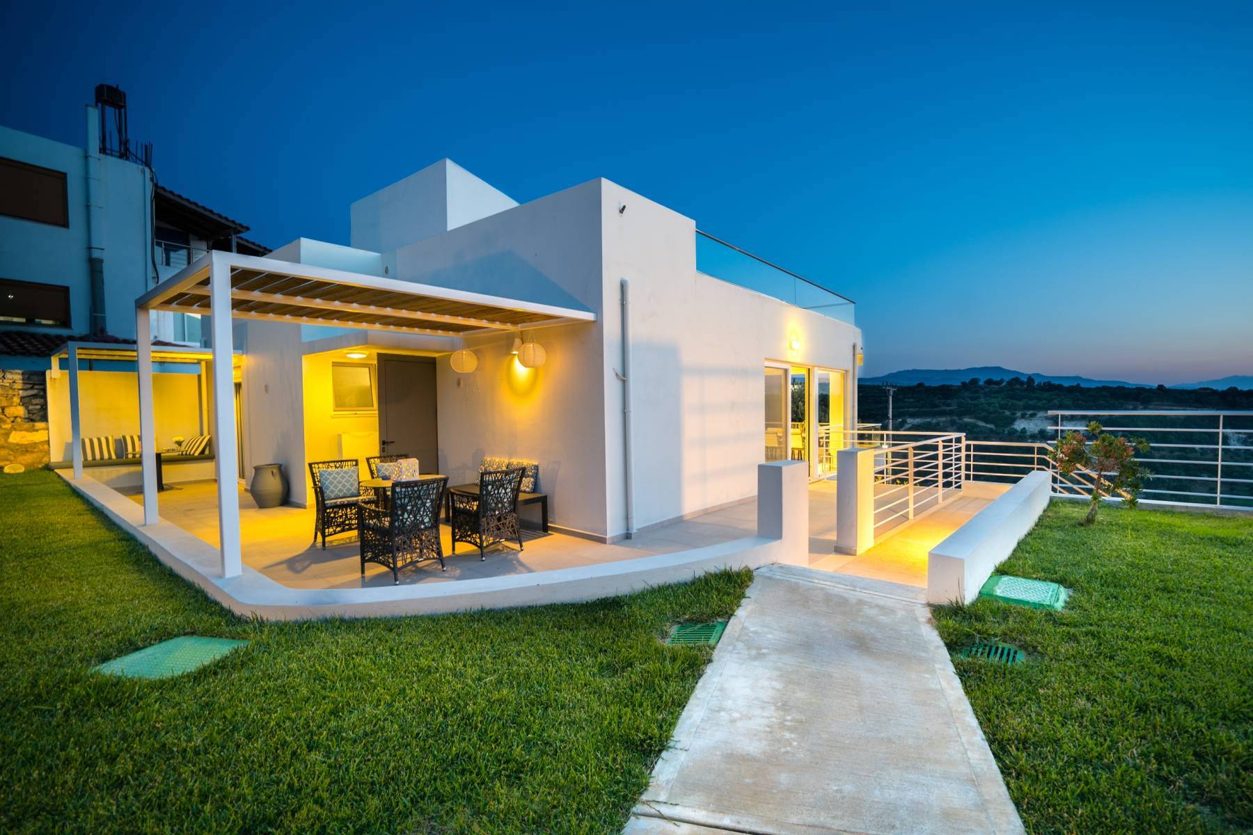 Villa Ion in Ionia Residence