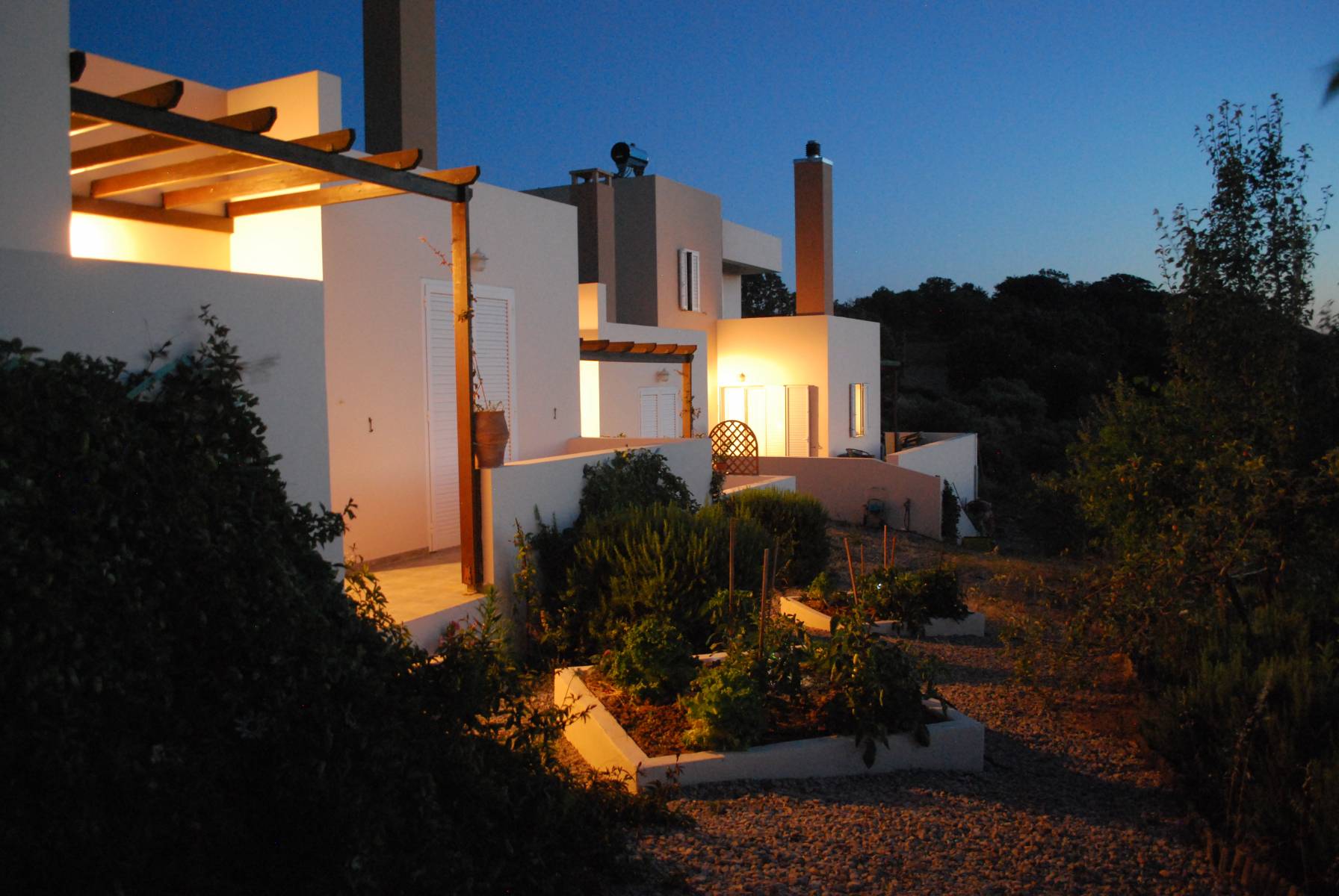 House & Three Studios in the village of Kastellos